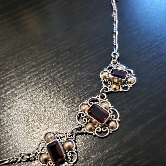 Vintage necklace 925 silver with brass inlay and three garnet stones - Picture 4 of 7